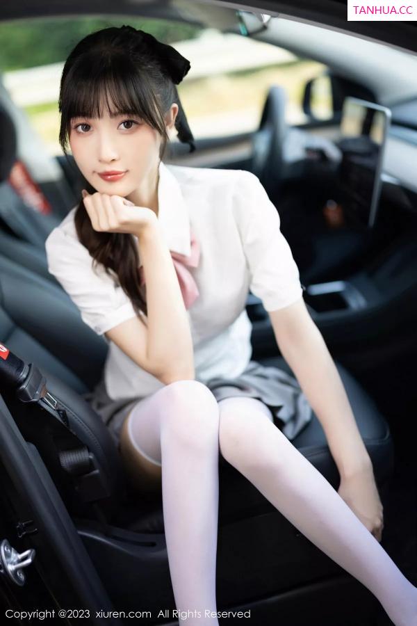 林星阑  [XiuRen]高清写真图 2023.12.06 No.7771 林星阑 短裙美腿第16张图片
